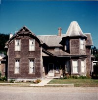 Buildings-Lindberg-Home-Lang-c1960-3