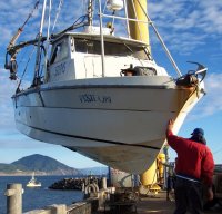 maritime dock hoist fv fish_on 2005.09.04